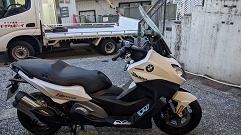 C650SPORTSの車両写真