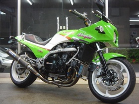 GPZ900R