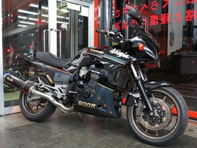 GPZ900R